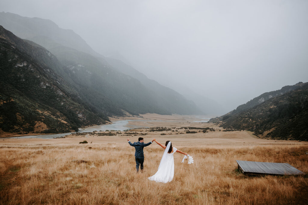 bride and groom wedding ceremony at glenorchy queenstown