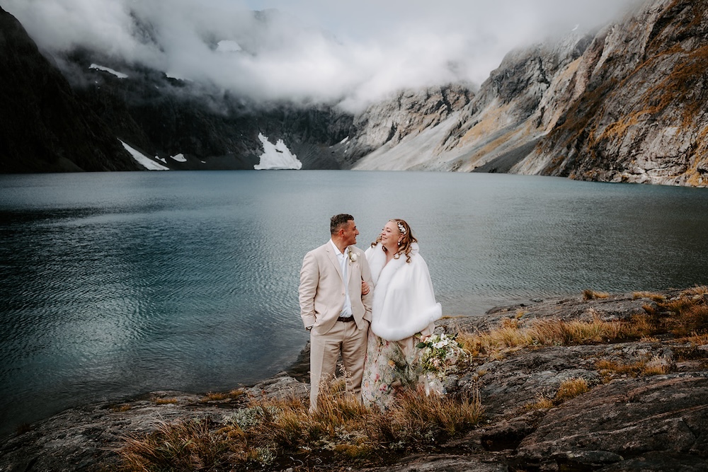 intimate elopement lake erskine queenstown new zealand